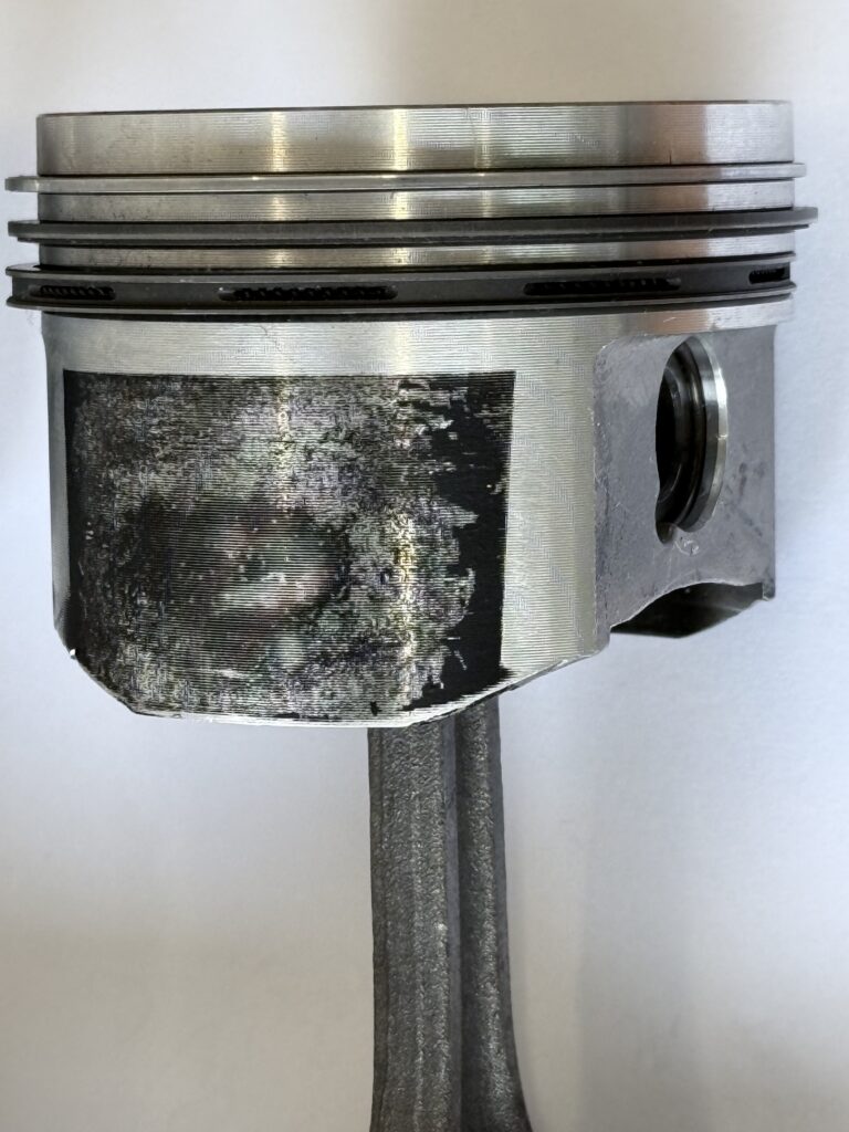 TŁOK Z EKSPERYMENTALNĄ WARSTWĄ CNT